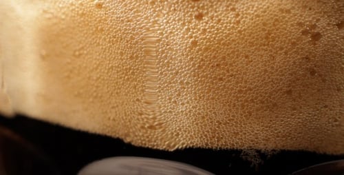 Dark Liquid Pouring and Foam Formation