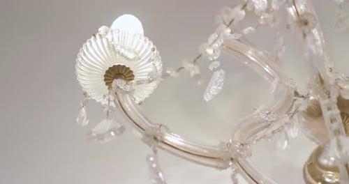 Luxus-Kronleuchter mit Diamanten