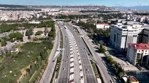 Vista aérea del tráfico Turquía Antalya 4 K