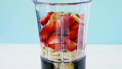 Time Lapse Cooking Banana, Strawberry and Lime Smoothies