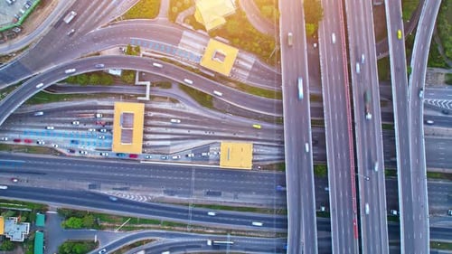 4K : autoroute hyperlapse de métrage pour le concept de transport.
