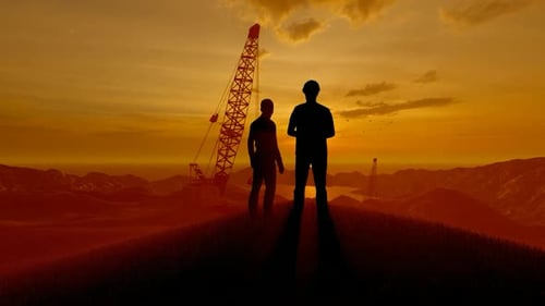 Bauingenieur und sein Chef sprechen bei Sonnenuntergang auf Baustelle