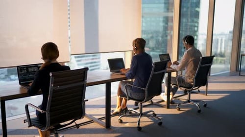 Call Center Arbeiten Beratung von Kunden im Business Center