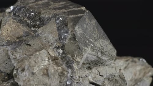 Dodécaèdre en pyrite minérale
