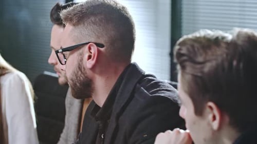 Team trifft Geschäftsentscheidungen