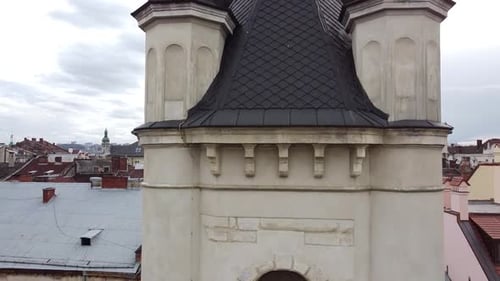 Glockenturm der armenischen Kathedrale