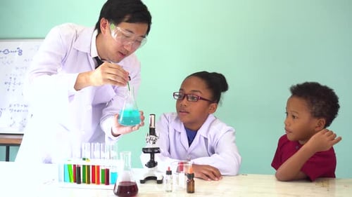 Science Experiment with Children in Classroom Setting