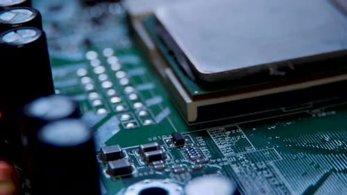 Carte mère d'ordinateur MACRO avec puces, transistors et circuits