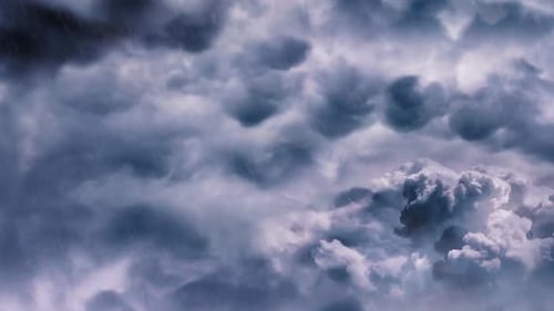 Dunkle Wolken und Blitzeinschlage1