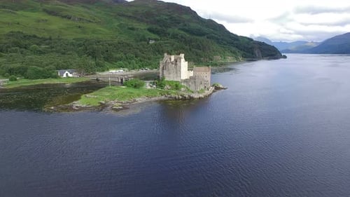 Vue aérienne du château d'Eilean Donan