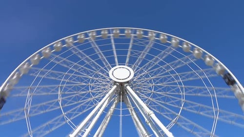 Ferris Wheel dans le parc