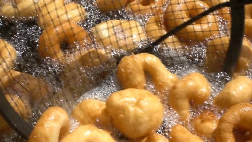 Comida tradicional turca llamada Lokma