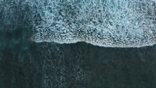 Aufnahmen der Wellen im Meer