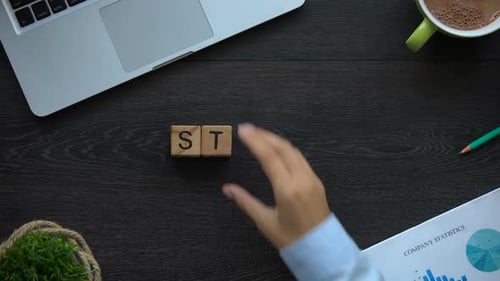 Creating Startup Word with Blocks on Desk