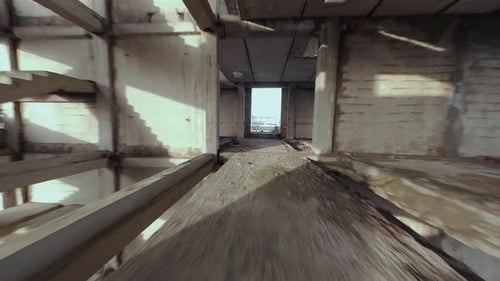 FPV Drone Flies Through an Abandoned Building