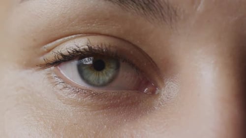 Blinking green eye