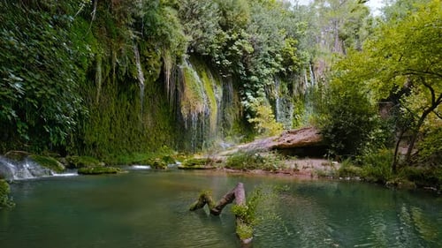 Waterfall (4K)