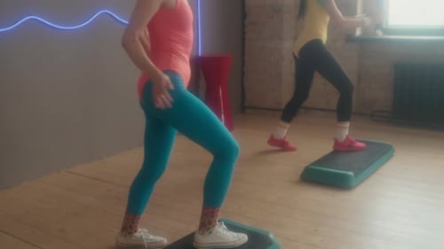 Group Aerobics Lesson Video in 80s