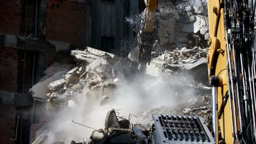 Demolution Destruction An Old House Building 33