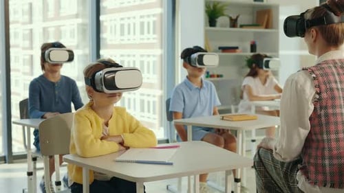 Experience Augmented Reality in a School