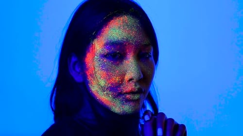 Faces with fluo effects