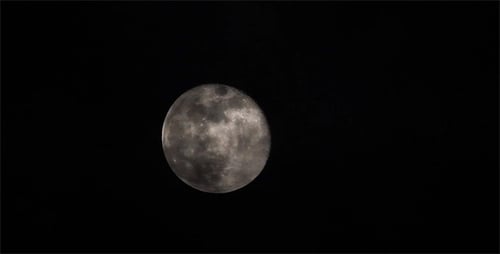 Vollmond in bewölkter Nacht 3