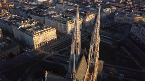 Vue aérienne de Votivkirche
