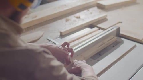 Woodworker Cutting Board with Table Saw
