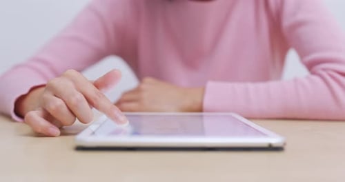 Finger Scrolling on a Tablet Device Indoors