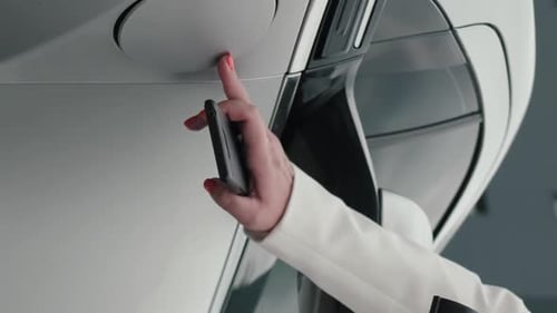 Unplug EV App Phone