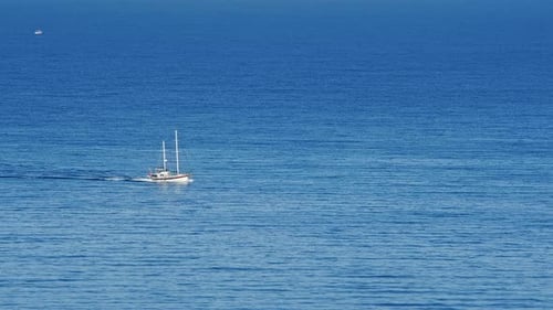 Yacht (4K)