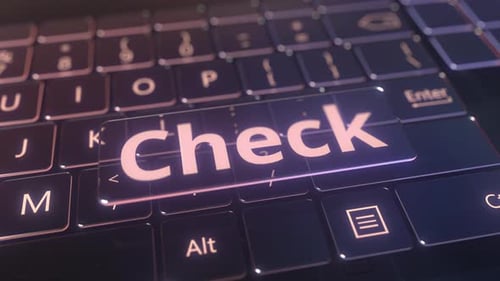 Clavier d'ordinateur futuriste et touche de contrôle transparente