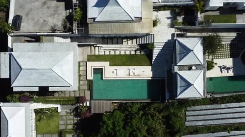 Landing to sunbeds near pool