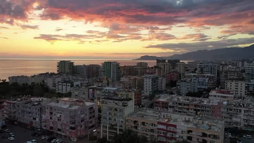 Vista en Zumbido de la ciudad de Alanya