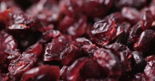 Dried cranberry