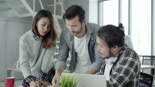 Team Brainstorming in Modern Office