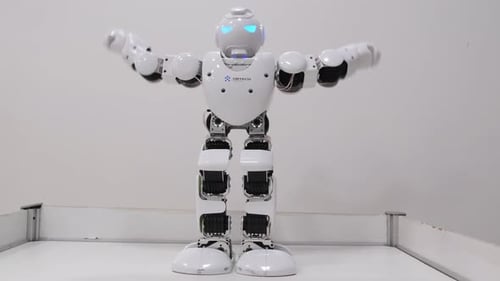 Humanoider Roboter tanzt einen beliebten Tanz