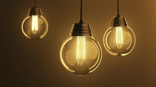 Goldene flackernde Glühbirne, die auf einem Draht prallt, blinkende Lichter Laternen
