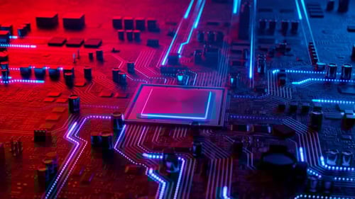 Datenfluss in einem Motherboard im PC. Prozessor zwischen Schaltungen und Elektronik.
CPU