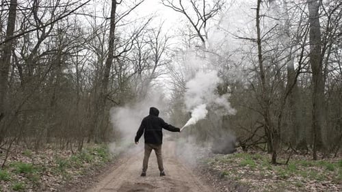 A Man Lost in the Woods Sends a Signal to the Sauce