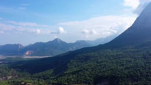Paisagem natural montanhosa cênica