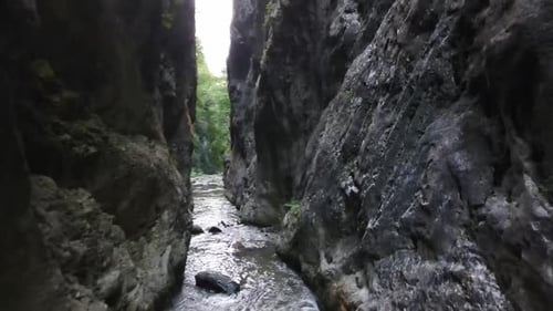 Sport Canyon River