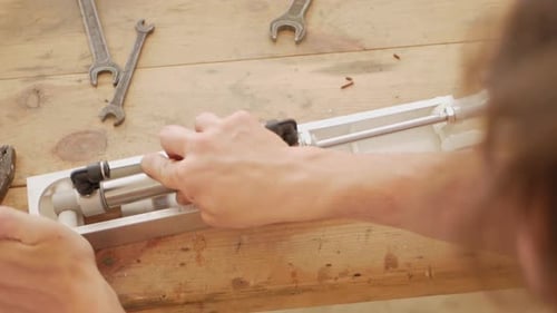 Man Makes Mechanical Arm of Robot Mechanic Engineer Comes Up with an Invention