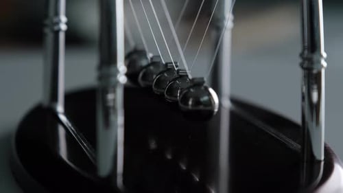 Newtons Cradle