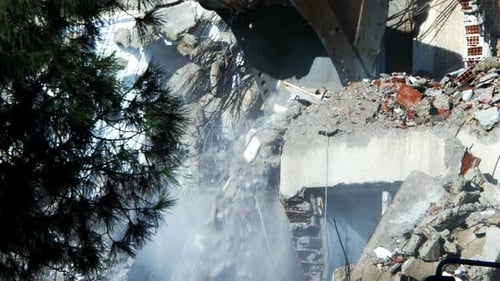 Demolution Destruction An Old House Building 35