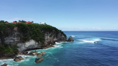 Along Uluwatu cliff with ocean and sky on Bali