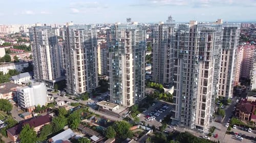 Vista aérea del séptimo continente africano. Torres de espejos. Krasnodar