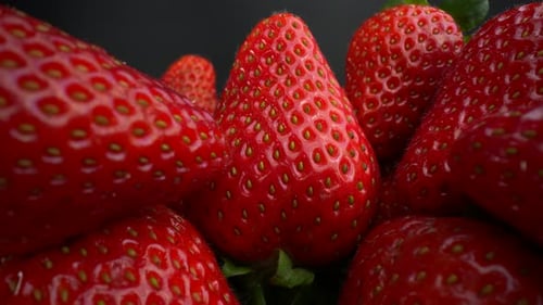 Frische reife rote Erdbeeren 03