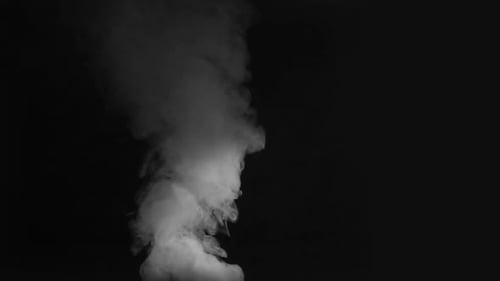 Fumées blanches après l'explosion