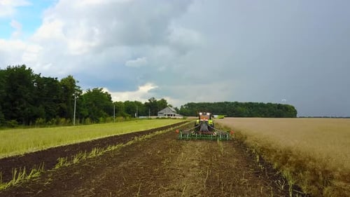 Tracteur Préparation du terrain